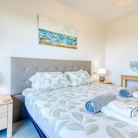 Blue Sunset Retreat Apartment *